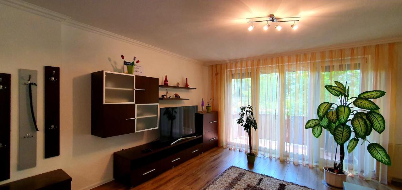Bazsi Apartman Siófok Zewnętrze zdjęcie