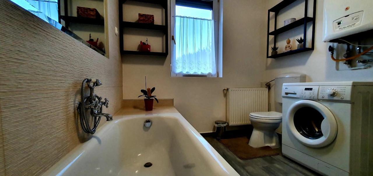Bazsi Apartman Siófok Zewnętrze zdjęcie
