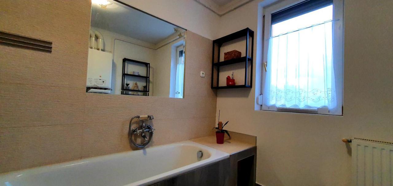 Bazsi Apartman Siófok Zewnętrze zdjęcie